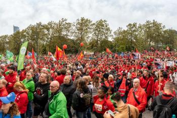 manif against loi antimanif